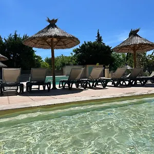 https://camping-lavelanede.fr-provencehotel.com